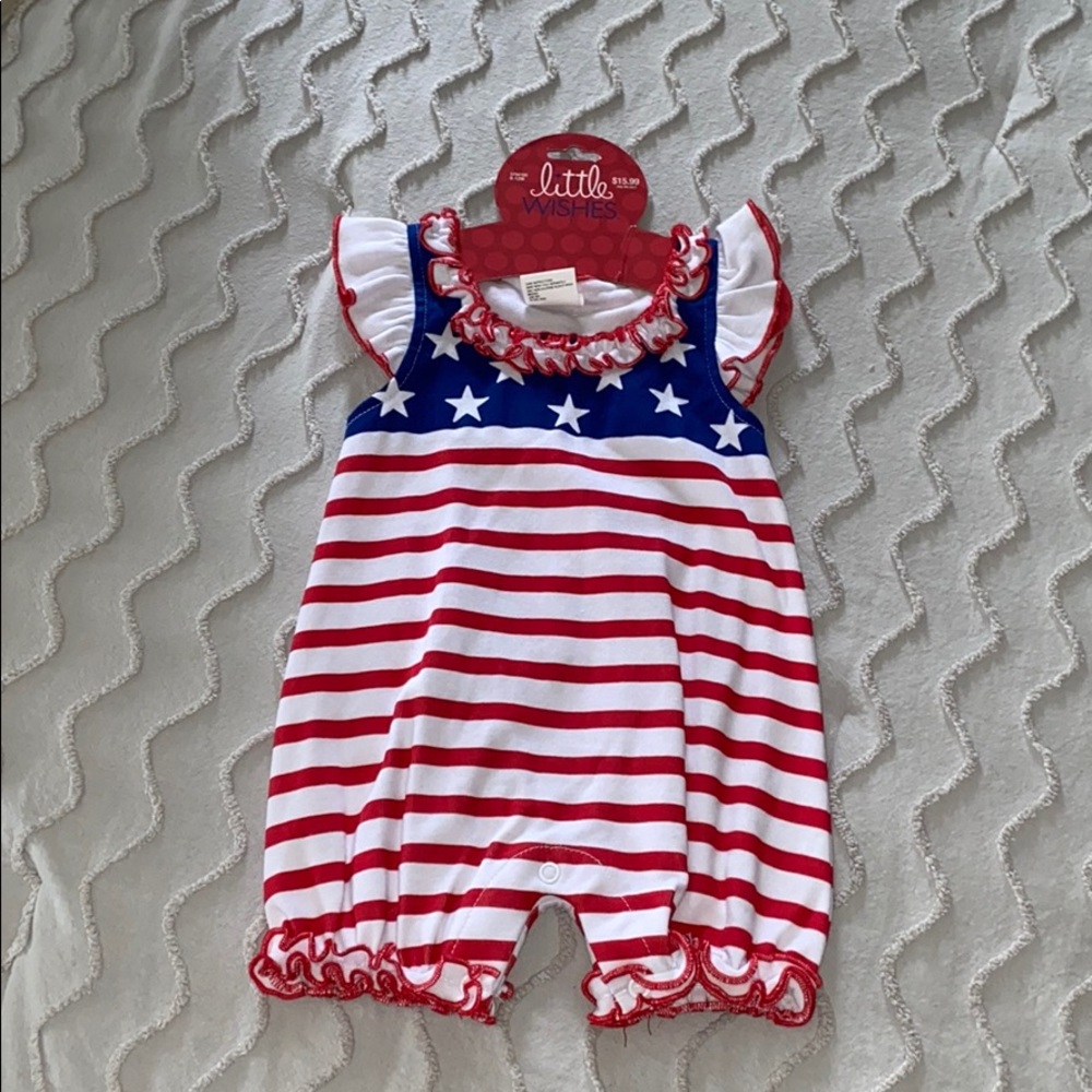 🌵 NWT Patriotic Jumper Size 6-12 mo